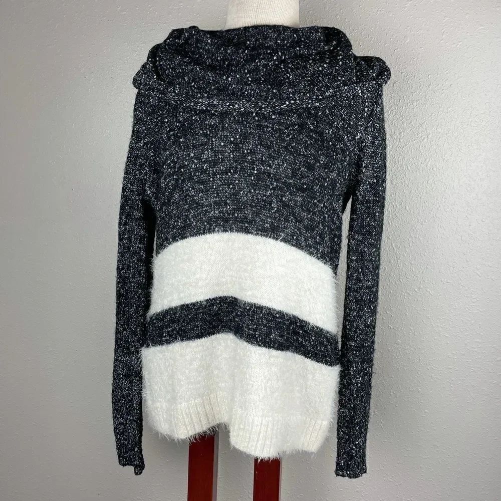 NWOT Bass Cowl Neck Sweater
